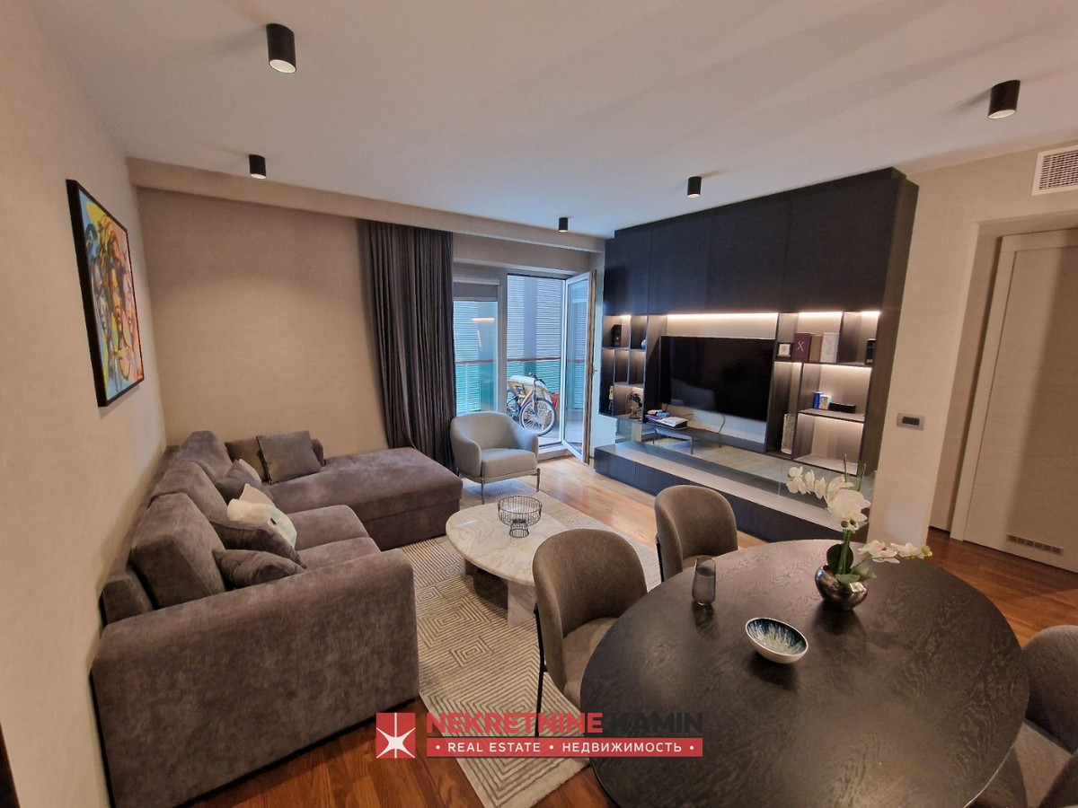 Luksuzan stan u kompleksu TQ,centar grada