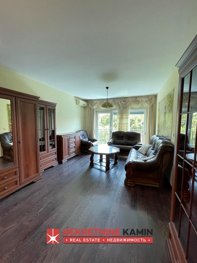 Dvosoban stan u mirnom naselju Lazi