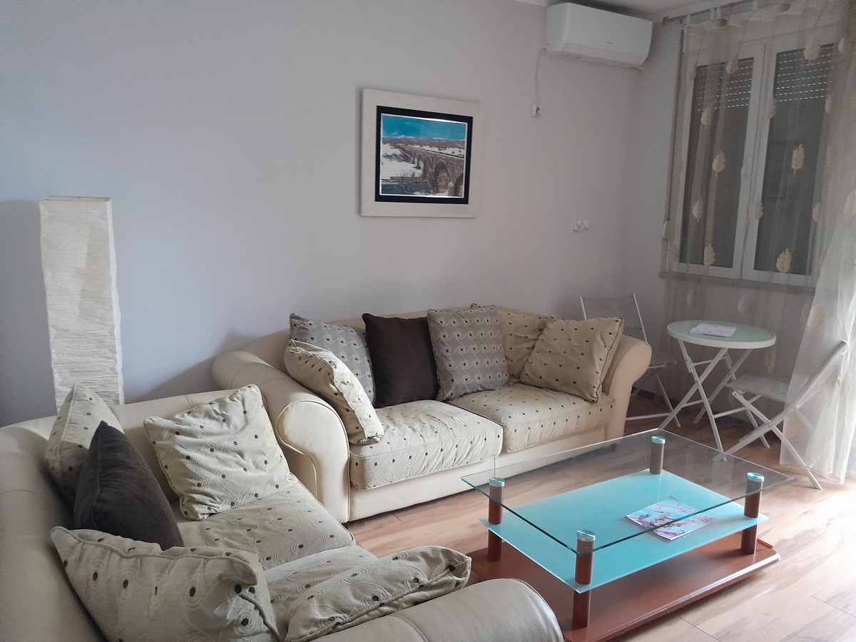 Dvosoban stan u centru grada, Budva