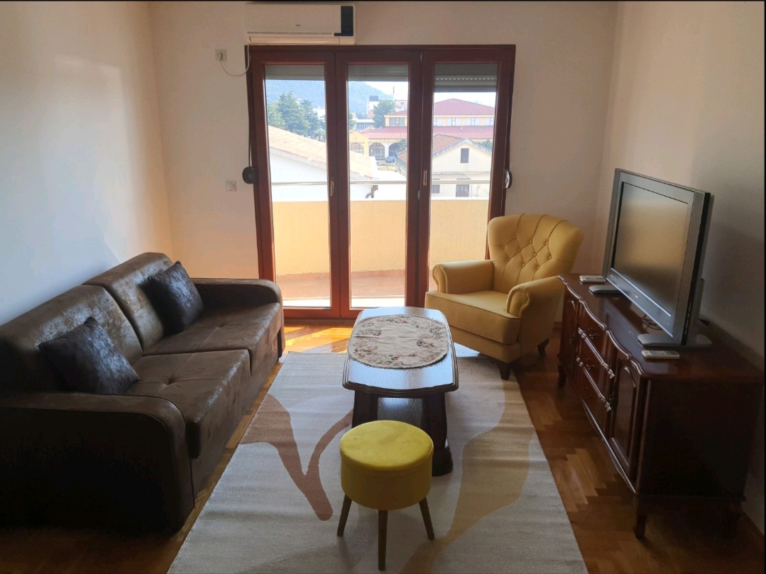  Jednosoban stan kod stare škole